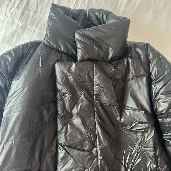 Norma Kamali Sleeping Bag Coat to Knee Length in Black - Picture 2 of 12